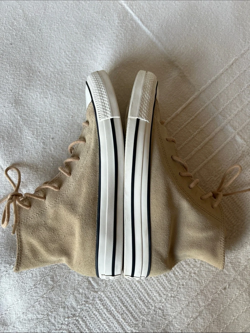 Converse Chuck Taylor AllStar High Mono Suede sneakers, Sand Dune colorway